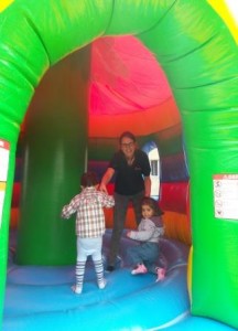 helping the smallest exploring the bouncing area
